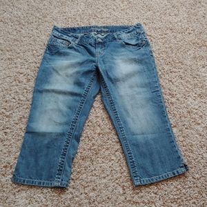 American Eagle Capri pants